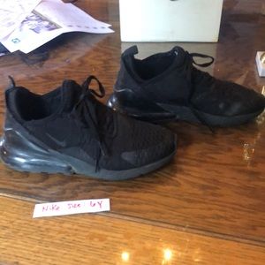 Nike air max 270 black 6Y